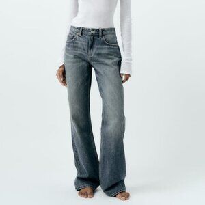 FULL LENGTH MID-RISE WIDE LEG ZARA JEAN
